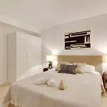 شقة Boutiques باريس